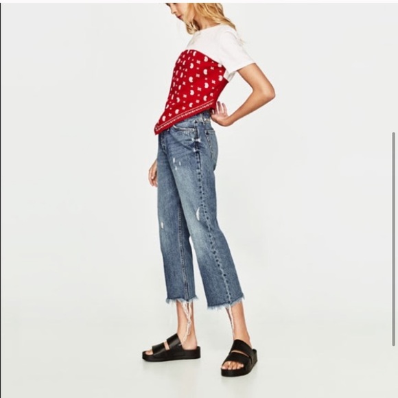 Zara TRF Bandana T-Shirt. Red & White. Size Medium - Picture 4 of 8